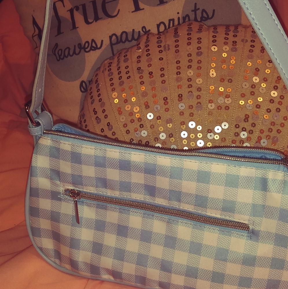 Small Blue plaid purse 💙 - Picture 4 of 12
